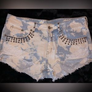 H&M Women’s shorts size 8. Pre- owned